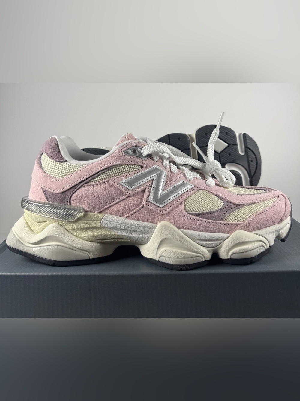 New Balance 9060 Pink Beige Rose Beige U9060LBC Womens Size 8
